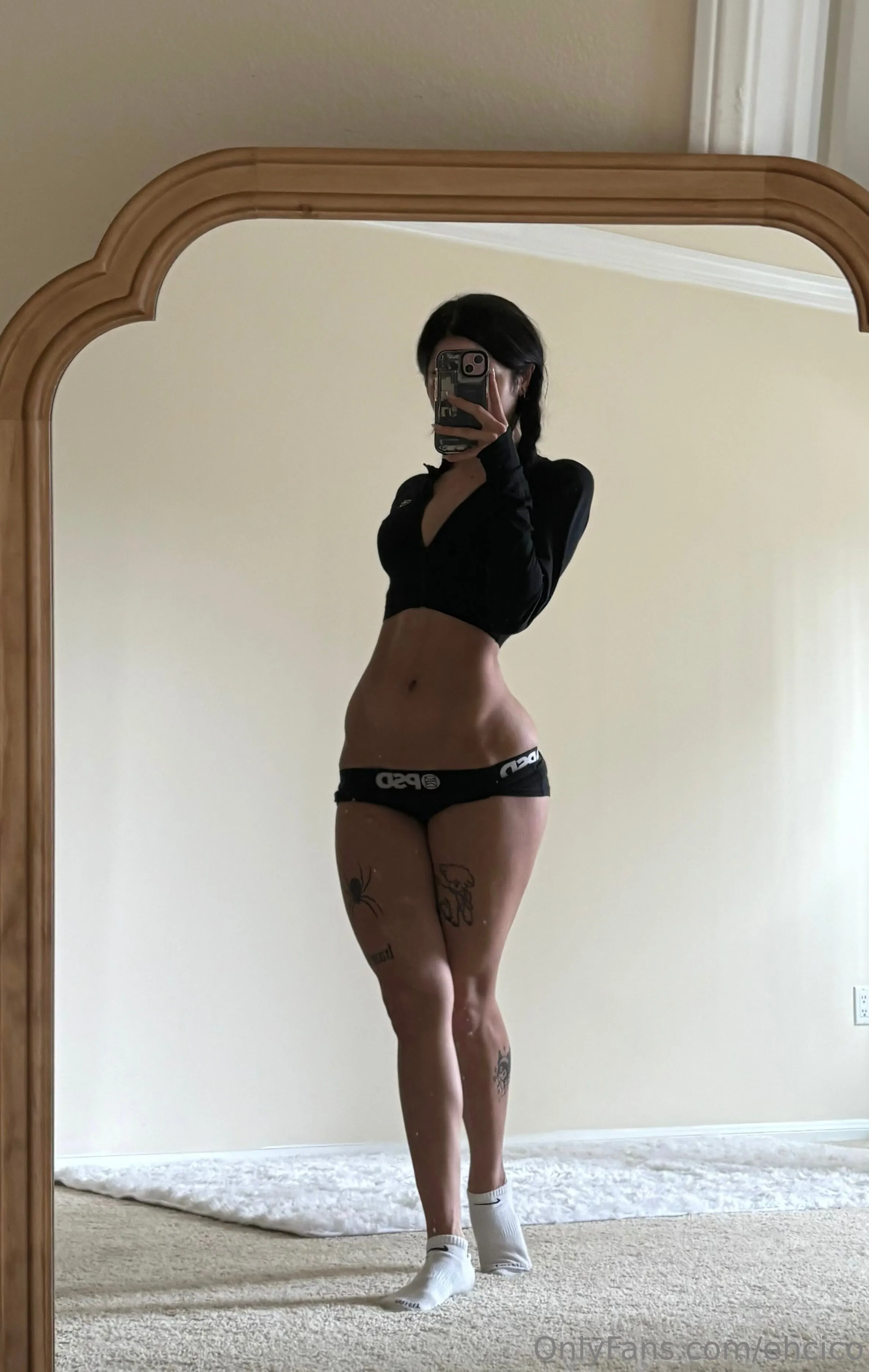 Effervescent Ehcico sexy pic