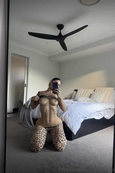 Empowered Huge Boobs Poppi Louiz Sexy Pic Insane