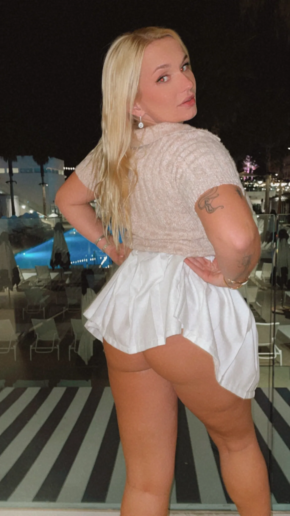 american whore Zoie Burgher nude ass