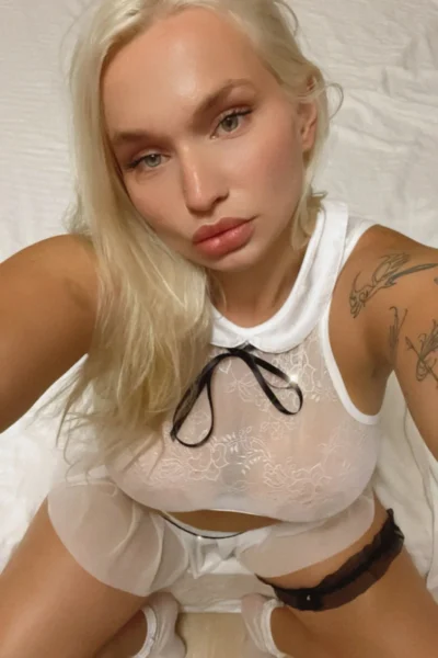 Big Butt Hot Girl Zoie Burgher Leaks