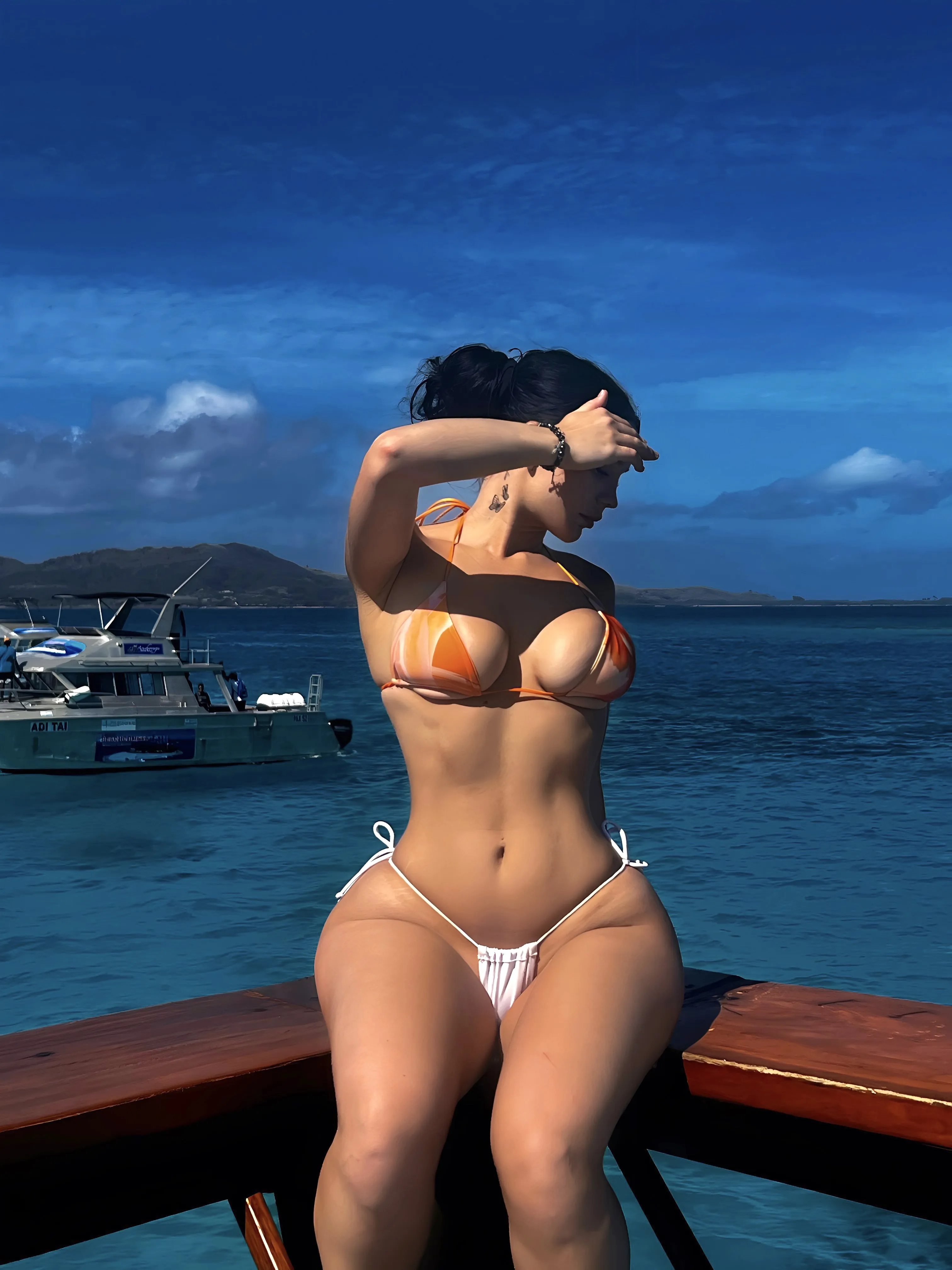 slutty hoe Poppi Louiz onlyfans leaked pics hottest babe