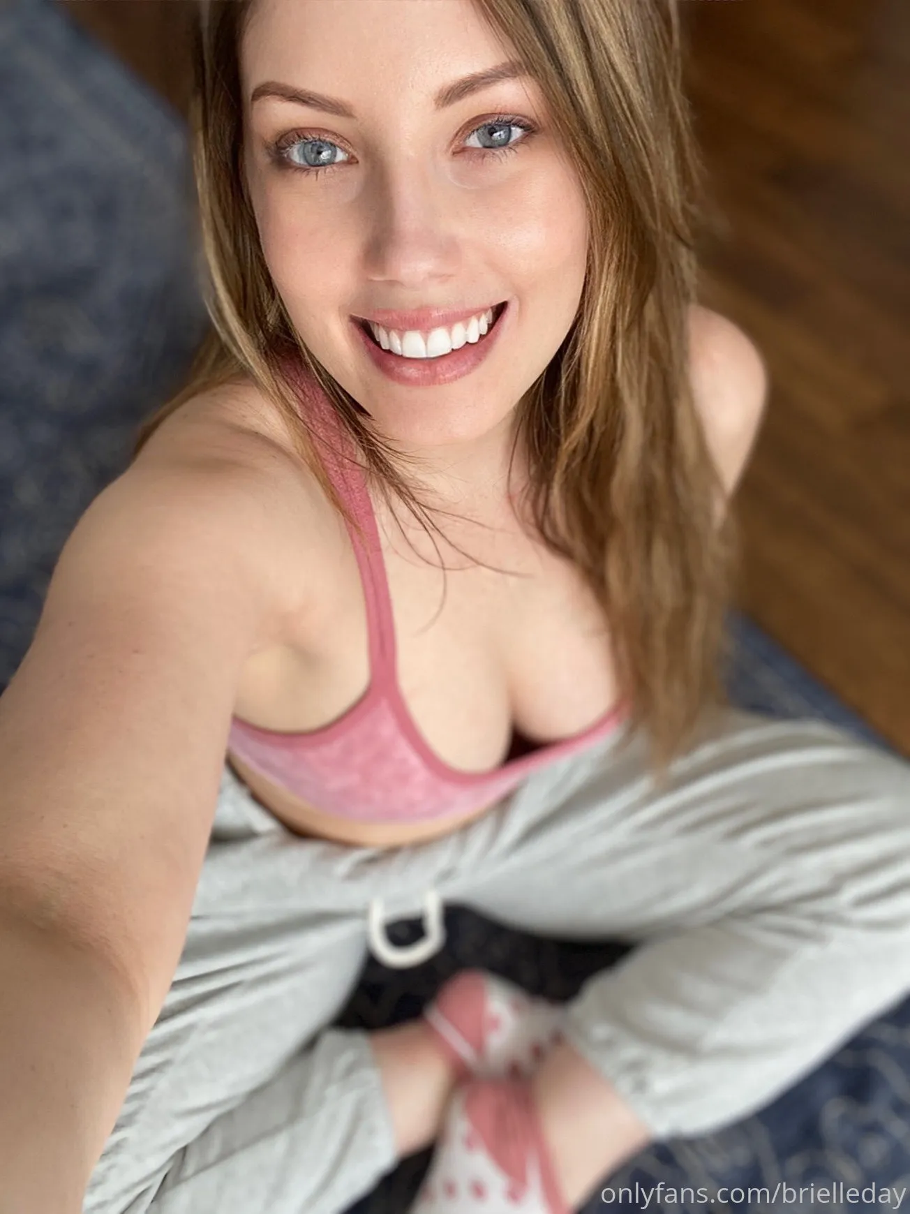 Affable Blonde Brielle Day Onlyfans Pics 1 Affable blonde Brielle Day onlyfans pics
