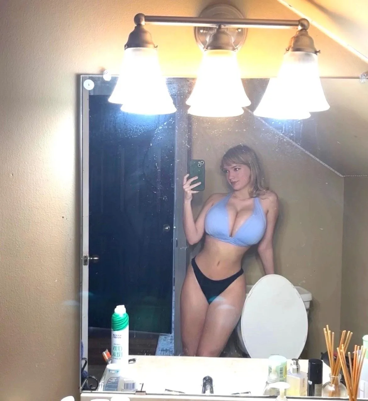 Considerate thot Mikah Lynn nude tits