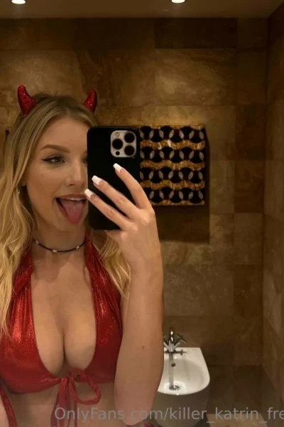 Skilled MILF Killer Katrin Of