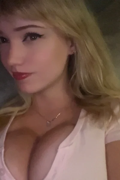 Pornstar Slim Mikah Lynn Onlyfams Unreal